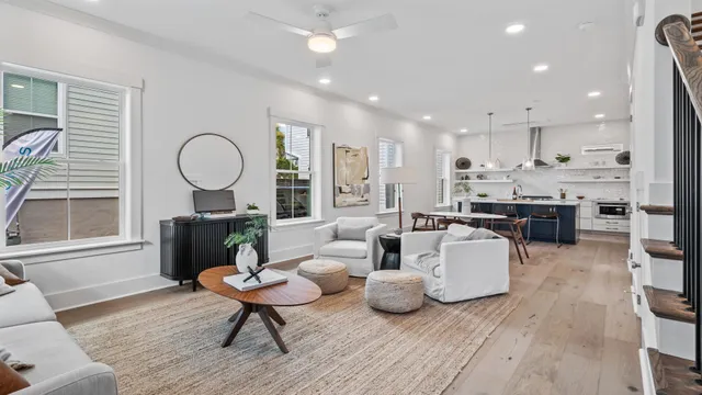 $999,990 | 33 Nats Court, Charleston, SC 29403