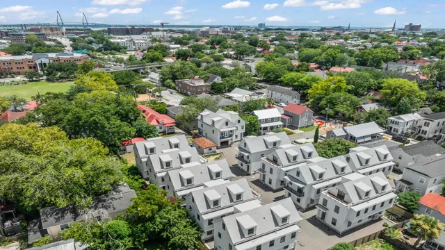 $999,990 | 33 Nats Court, Charleston, SC 29403
