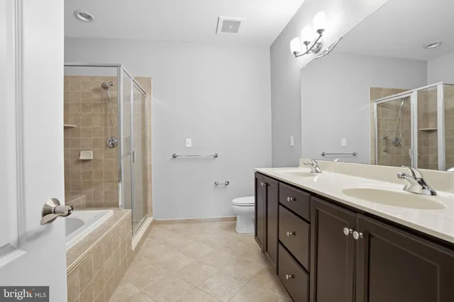 $349,900 | 235 Carson Terrace, Huntingdon Valley, PA 19006