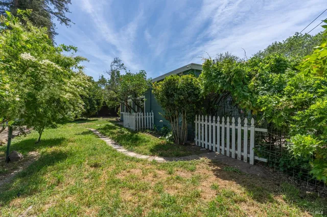 $999,999 | 3120 Hermosa Drive, Napa, CA 94558