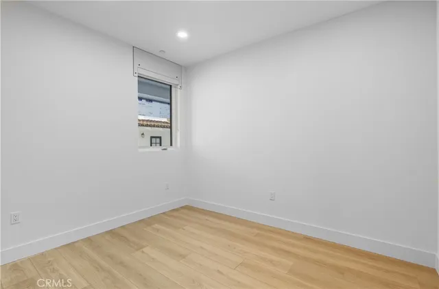 $6,750 | 12078 Guerin Street, Unit 405, Studio City, CA 91604