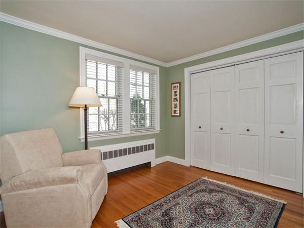 47 Cottage Street Wellesley, MA 02482 - Photo 13 of 28
