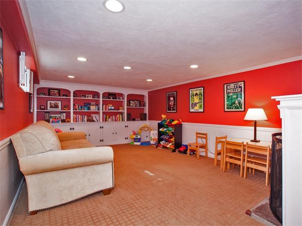 47 Cottage Street Wellesley, MA 02482 - Photo 10 of 28