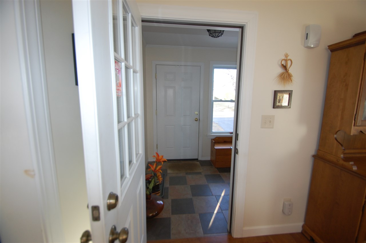 24 Meter Street Concord, NH 03303 - Photo 4 of 17