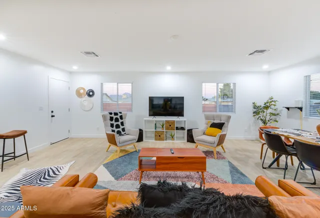 $3,000 | 341 South Mountain Road, Unit 1, Apache Junction, AZ 85120