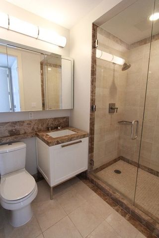 an empty room with a hallway