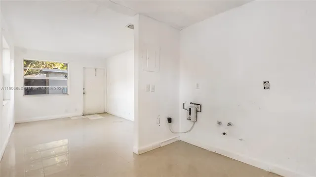 $469,000 | 218 Northwest 8th Avenue, Dania Beach, FL 33004