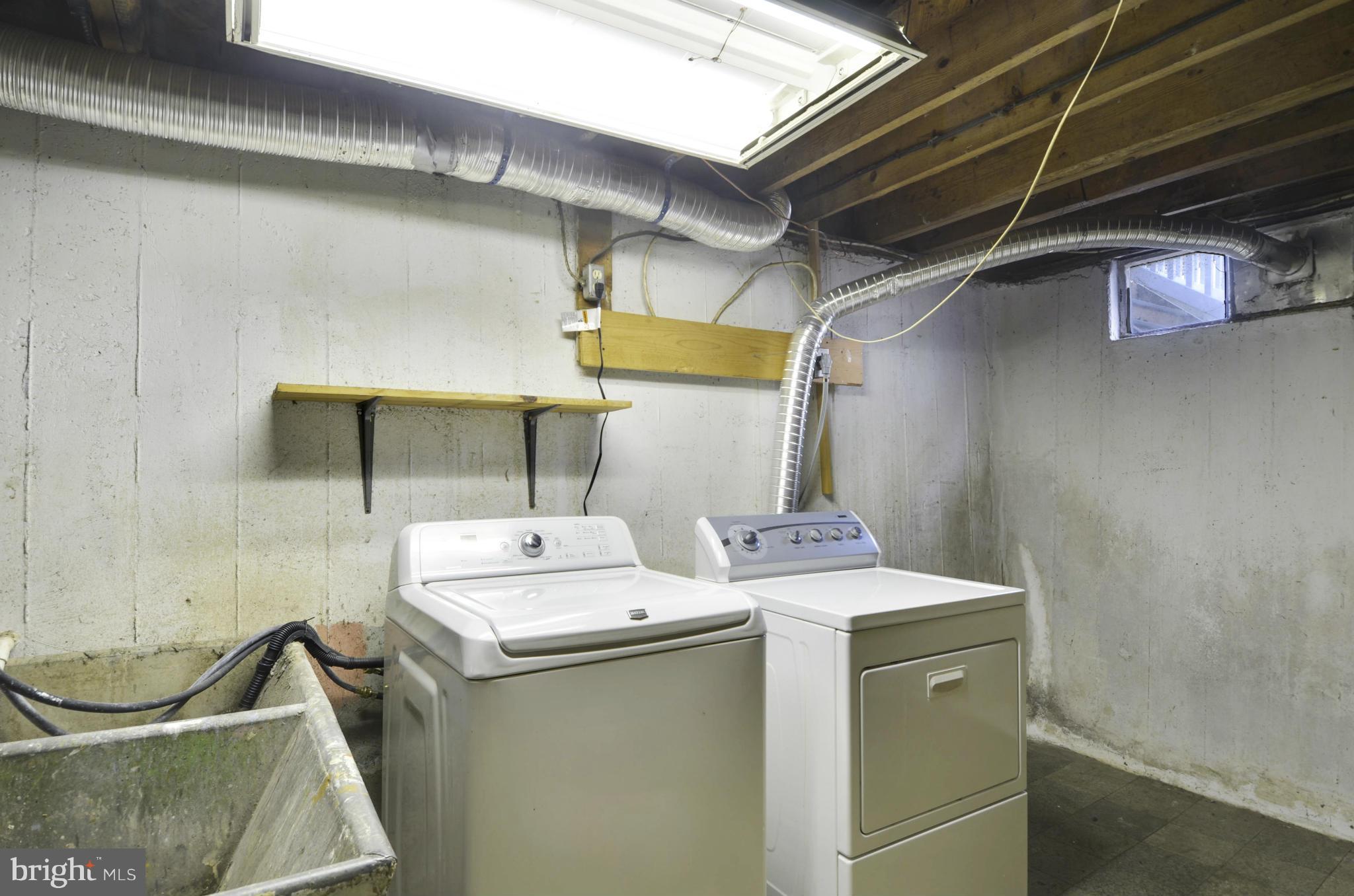 11608 Idlewood Road Silver Spring, MD 20906 - Photo 12 of 16 Laundry