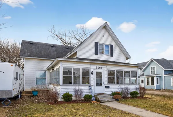 $185,000 | 305 North Prairie Street, Lake City, MN 55041