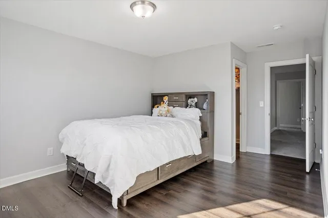 $660,000 | 501 Kings Glen Way, Wake Forest, NC 27587