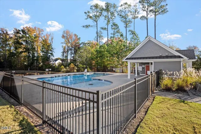 $660,000 | 501 Kings Glen Way, Wake Forest, NC 27587