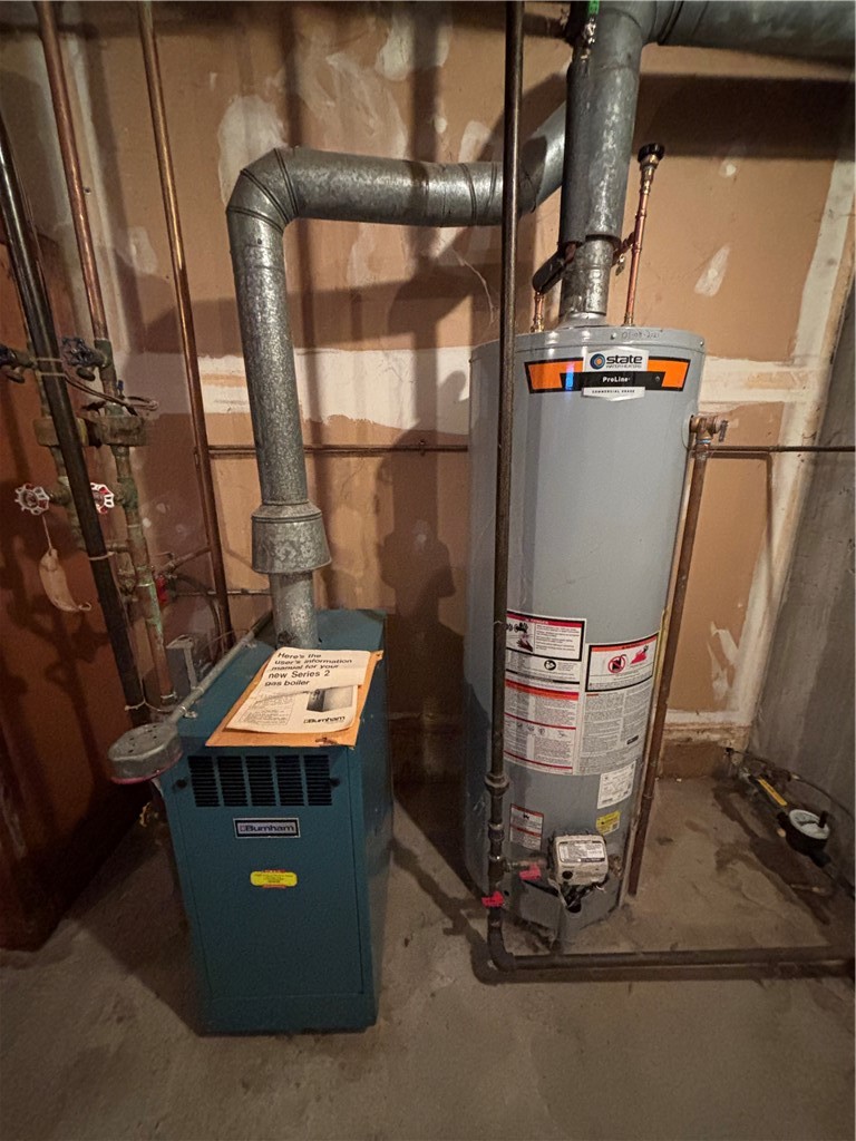 18 Villanova Street Woonsocket, RI 02895 - Photo 10 of 11