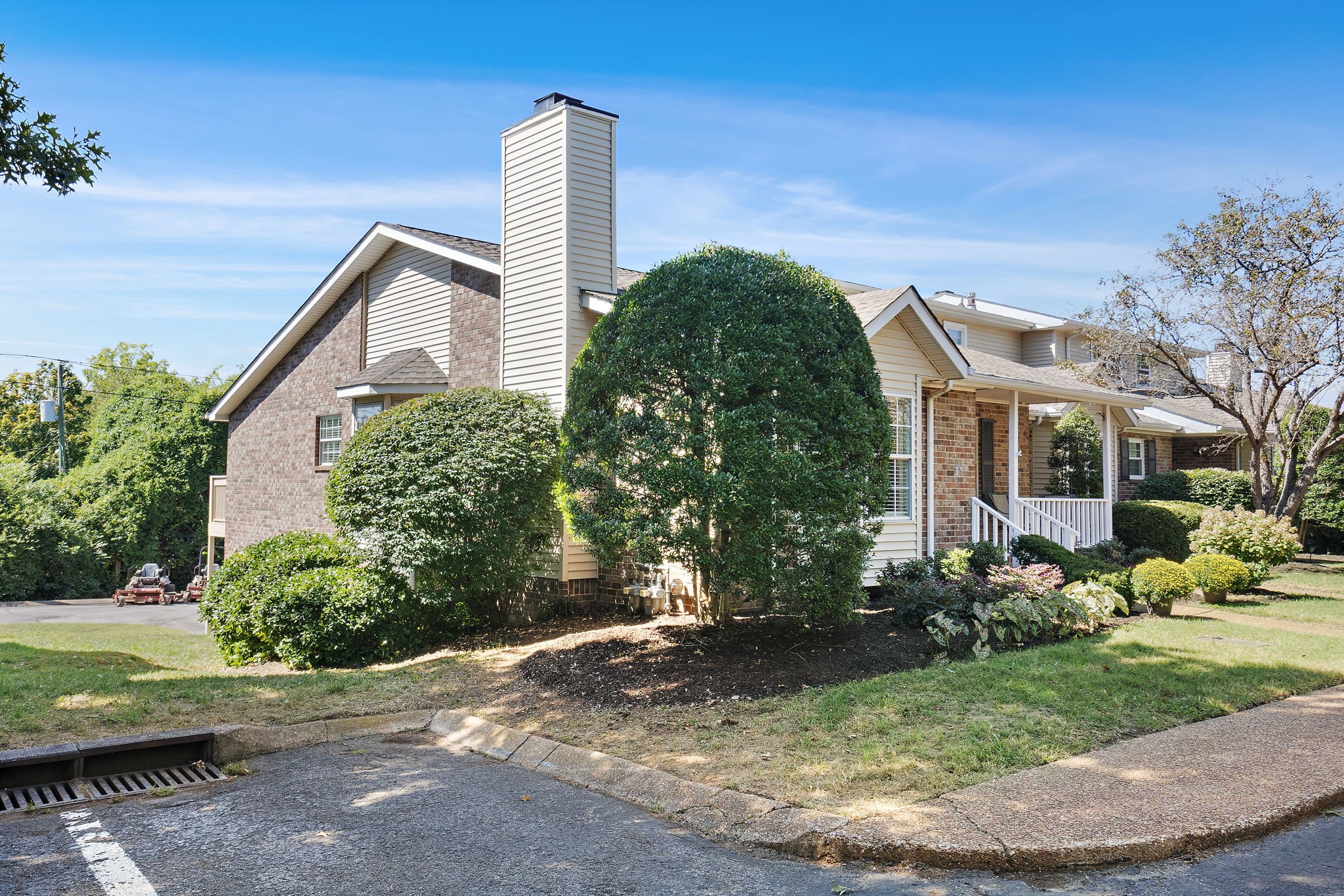111 Pepper Ridge Circle Antioch, TN 37013 - Photo 3 of 37 Gallery Image 3