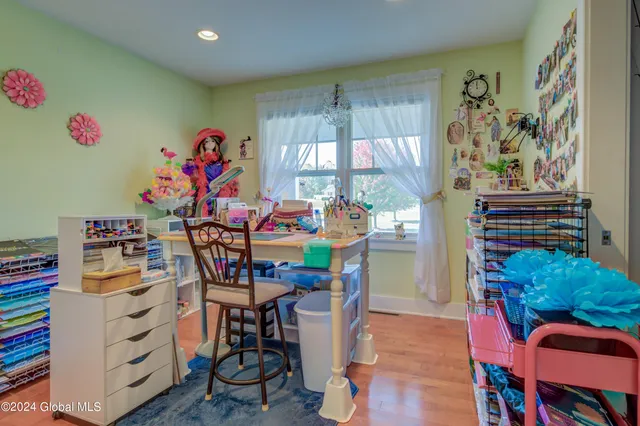 $588,000 | 376 Bemis Road, Gloversville, NY 12078