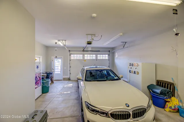 $588,000 | 376 Bemis Road, Gloversville, NY 12078