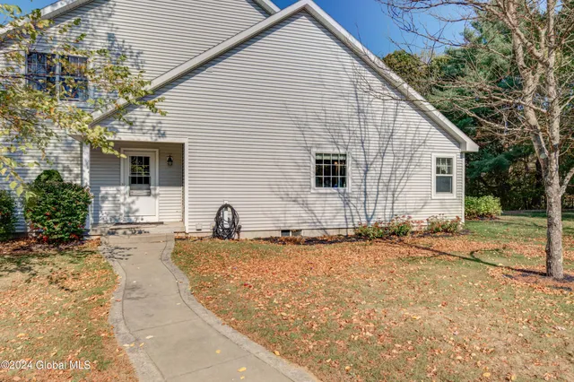 $588,000 | 376 Bemis Road, Gloversville, NY 12078