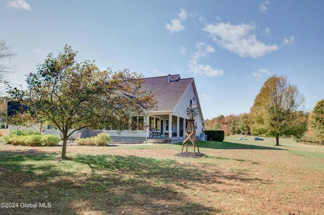 $588,000 | 376 Bemis Road, Gloversville, NY 12078