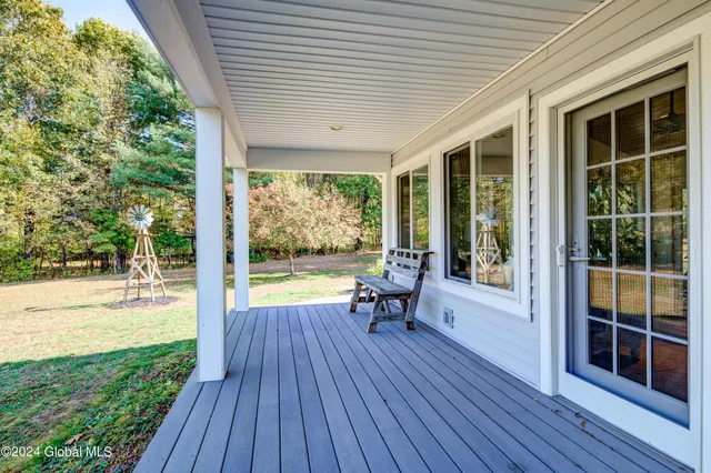 $588,000 | 376 Bemis Road, Gloversville, NY 12078