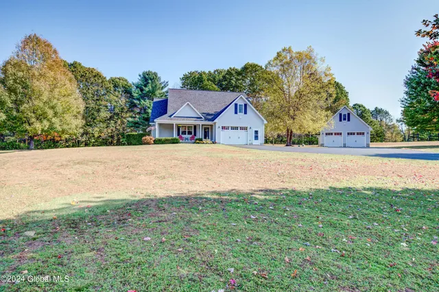 $588,000 | 376 Bemis Road, Gloversville, NY 12078