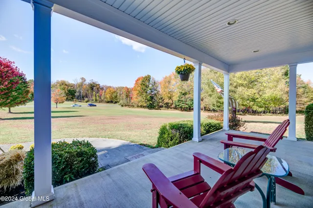 $588,000 | 376 Bemis Road, Gloversville, NY 12078