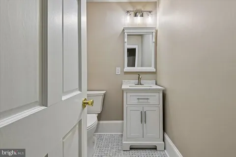 $1,625,000 | 7302 Meadow Wood Way, Clarksville, MD 21029