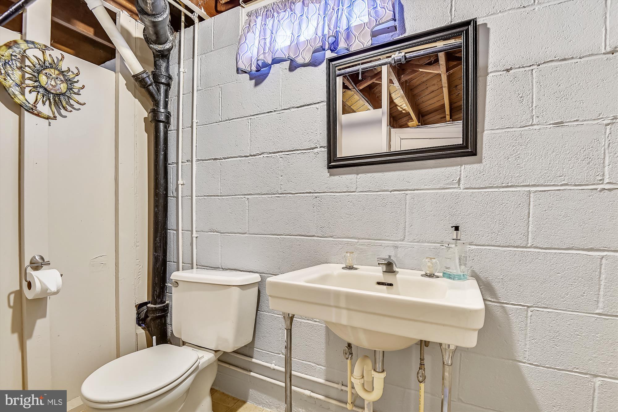 1256 Pleasant Valley Road South Westminster, MD 21158 - Photo 9 of 21 Gallery Image 9