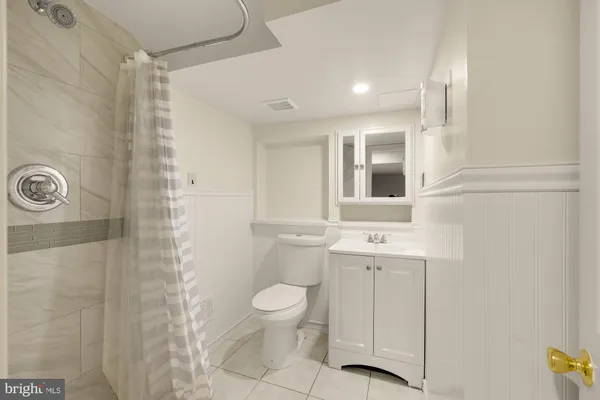 $1,095,000 | 6112 Madawaska Road, Bethesda, MD 20816