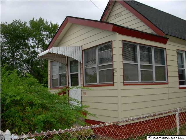 504 Shore Road Union Beach, NJ 07735 - Photo 2 of 2 a front view of a house