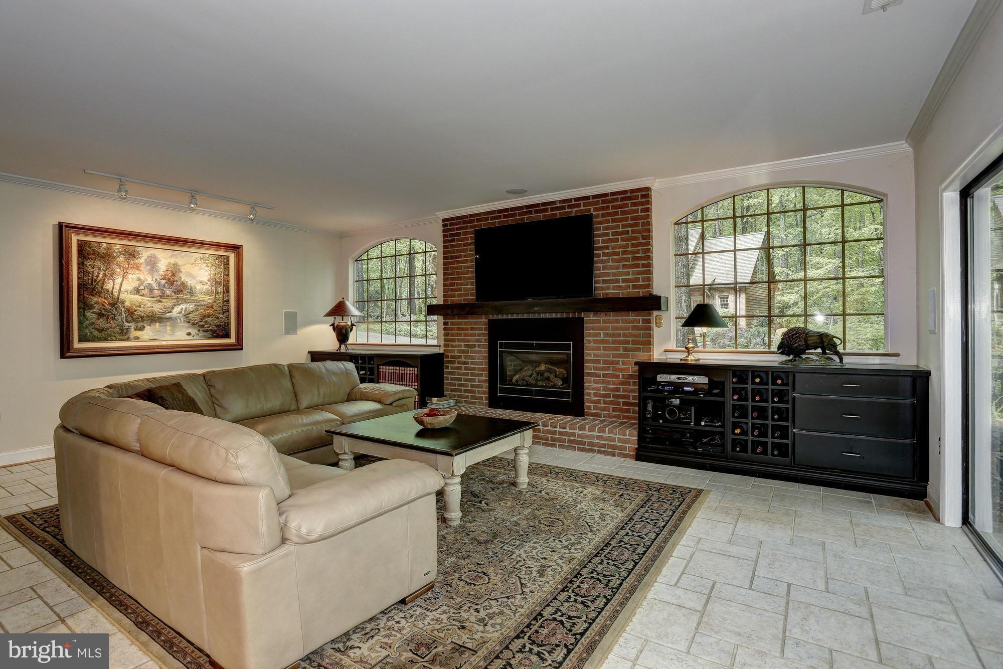 3120 Arrowhead Farms Road Gambrills, MD 21054 - Photo 16 of 30 Family Room