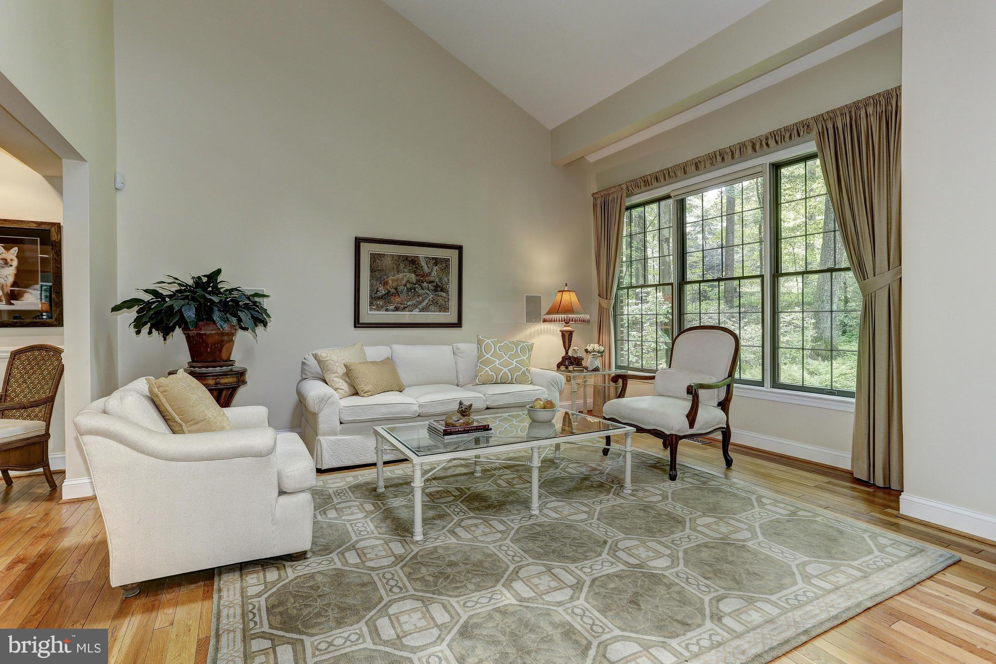 3120 Arrowhead Farms Road Gambrills, MD 21054 - Photo 10 of 30 Living Room