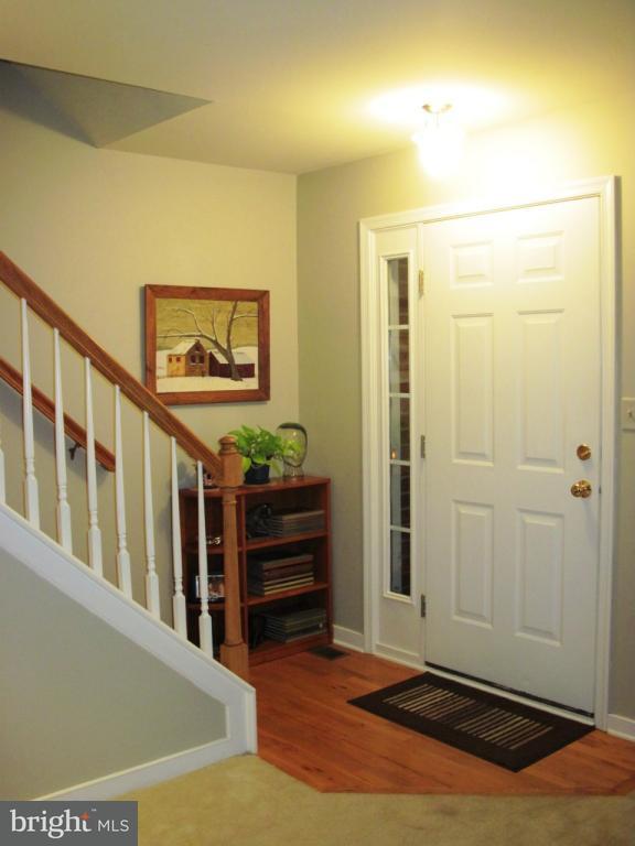 644 Chickadee Drive Lititz, PA 17543 - Photo 2 of 27
