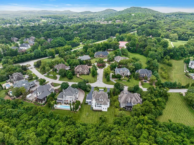 $2,999,990 | 9572 Hampton Reserve Drive, Brentwood, TN 37027