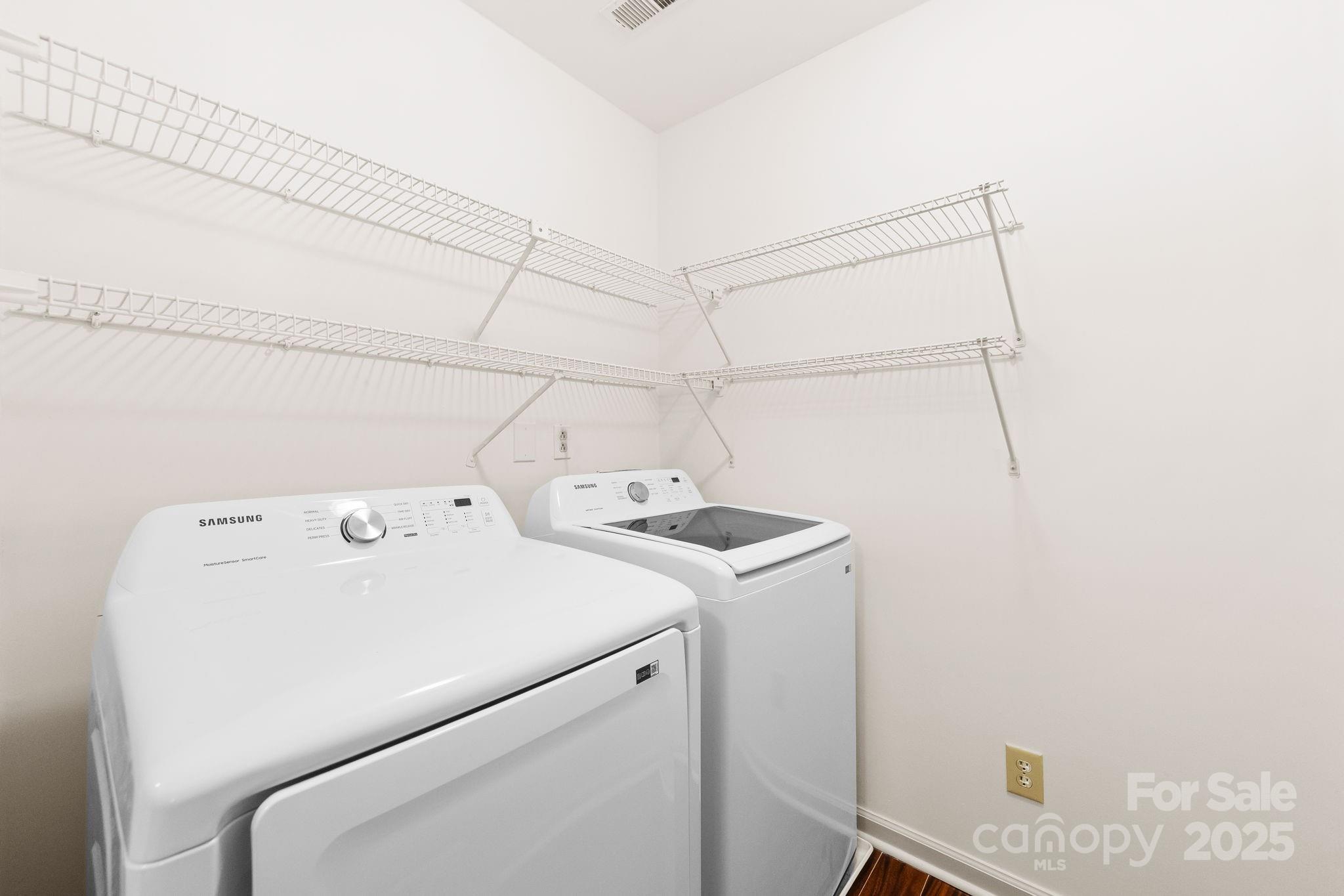8806 Golf Ridge Drive Charlotte, NC 28277 - Photo 15 of 22 a utility room with dryer and washer
