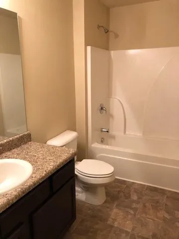 $1,800 | 3224 Blue Springs Trace, Kennesaw, GA 30144