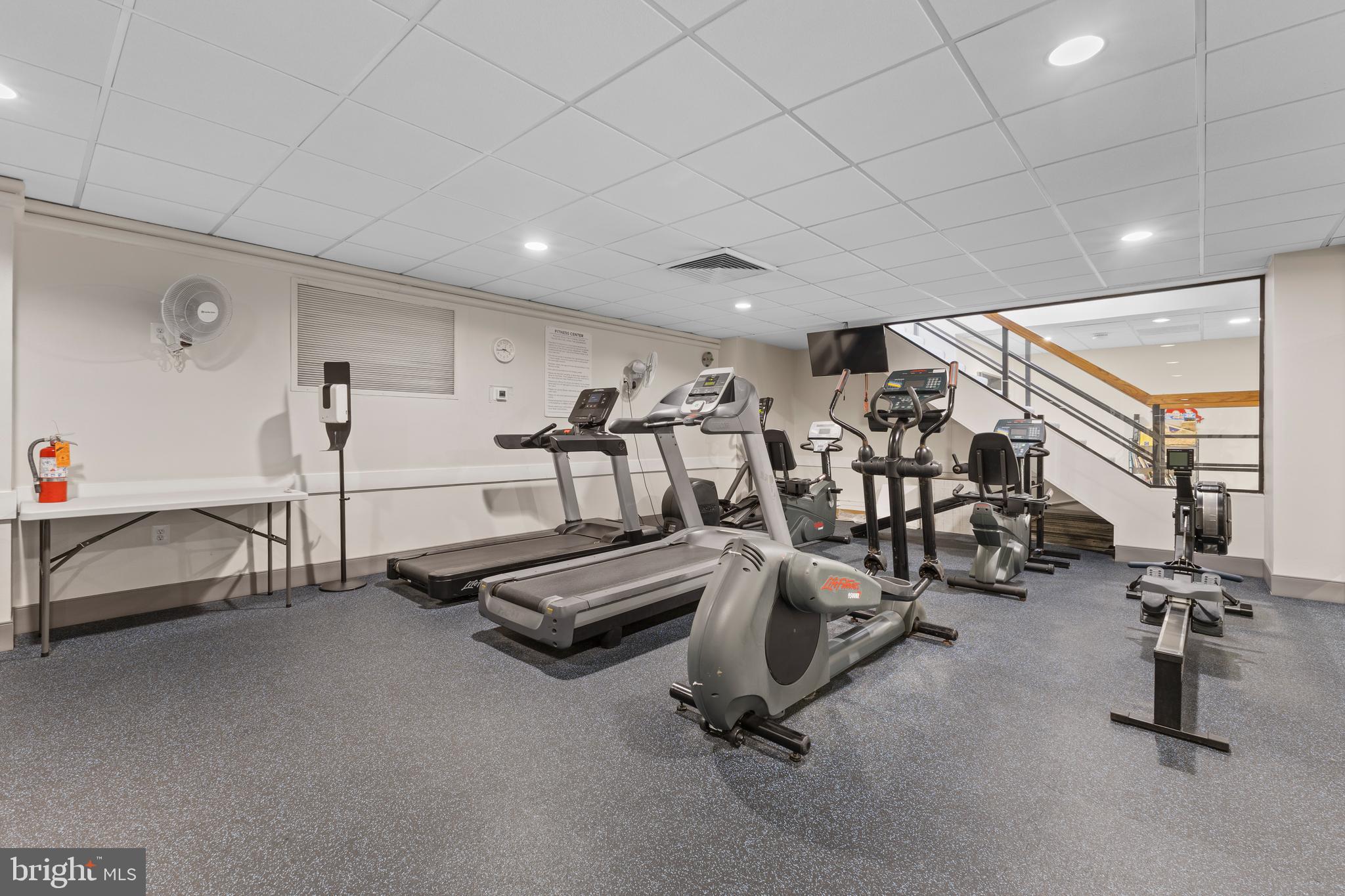 1099 22nd Street Northwest, Unit 807 Washington, DC 20037 - Photo 29 of 34 a view of a room with gym equipment