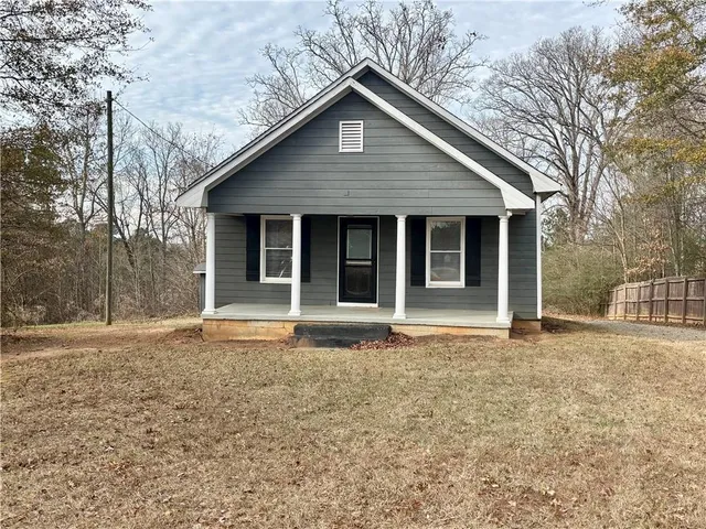 $1,845 | 3302 North Bogan Road Northeast, Buford, GA 30519