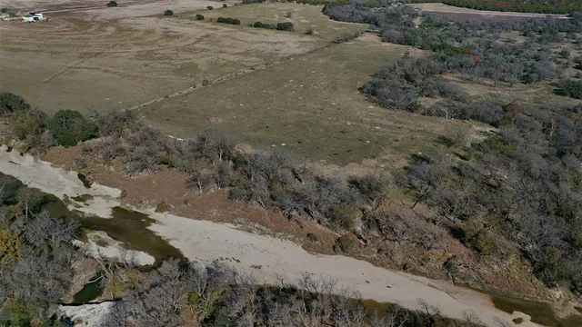 $975,000 | 2874 County Road 4630, Kempner, TX 76539