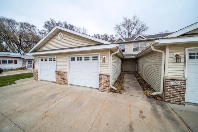 $185,500 | 364 Main Street North, Chatfield, MN 55923