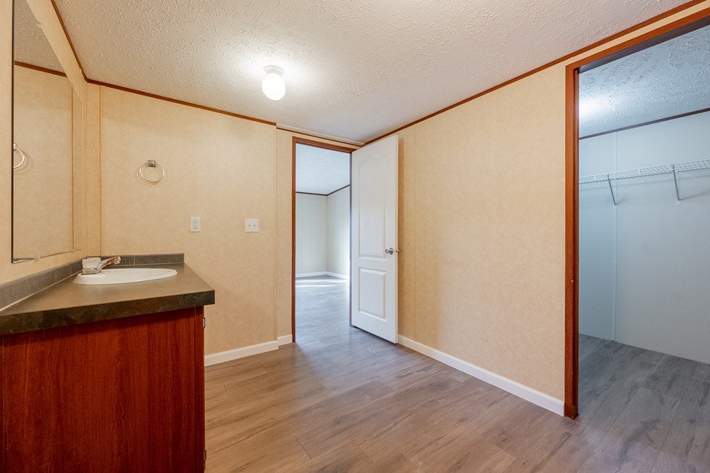1436 Fort Chiswell Road Max Meadows, VA 24360 - Photo 28 of 56 Gallery Image 28