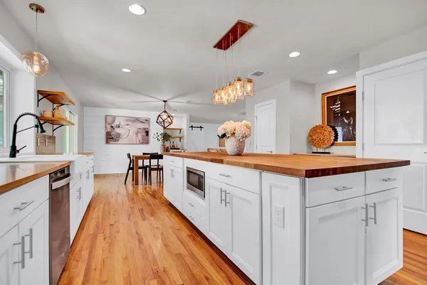 $950,000 | 7907 Tisdale Drive, Austin, TX 78757