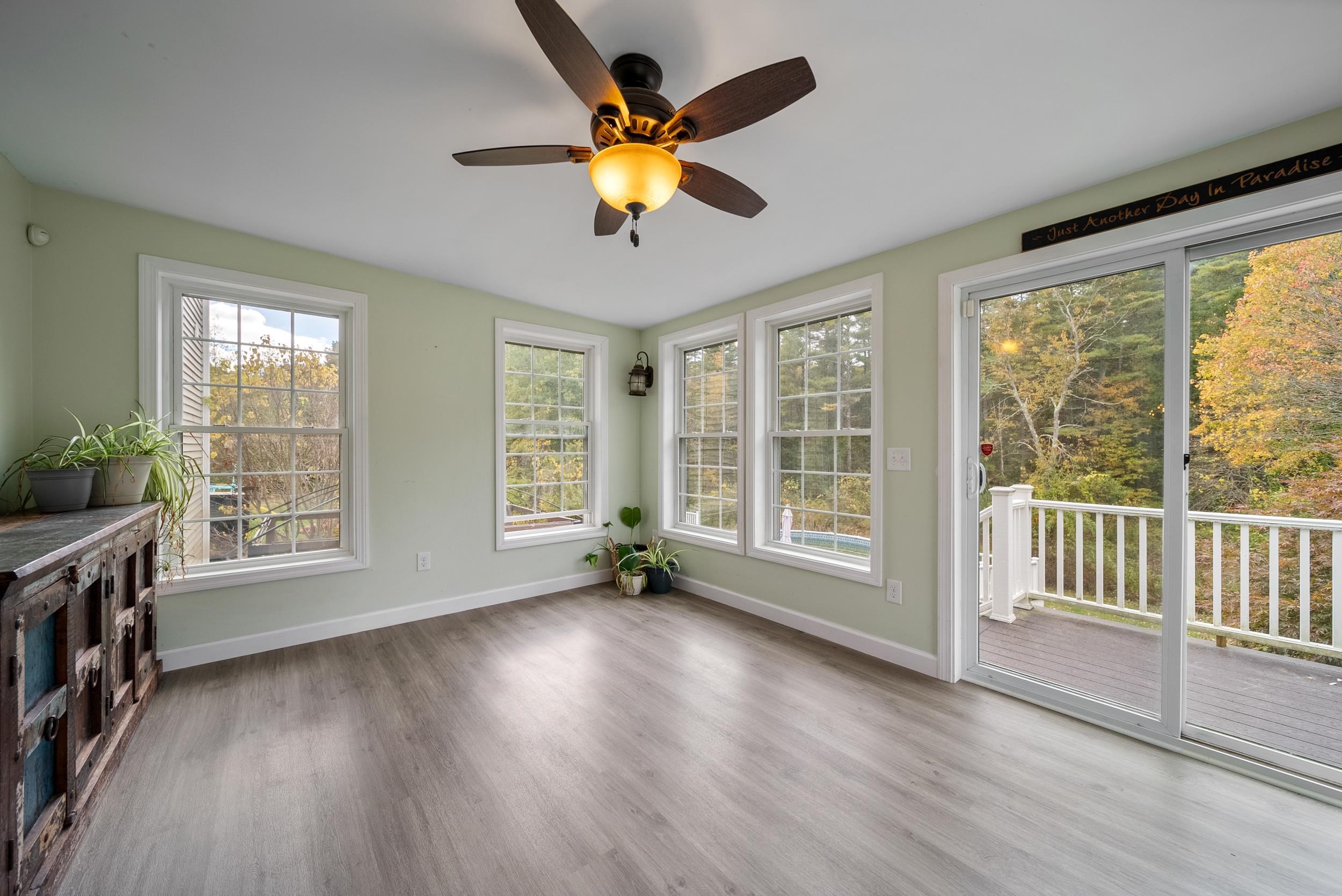 100 Old Chester Road Derry, NH 03038 - Photo 24 of 55