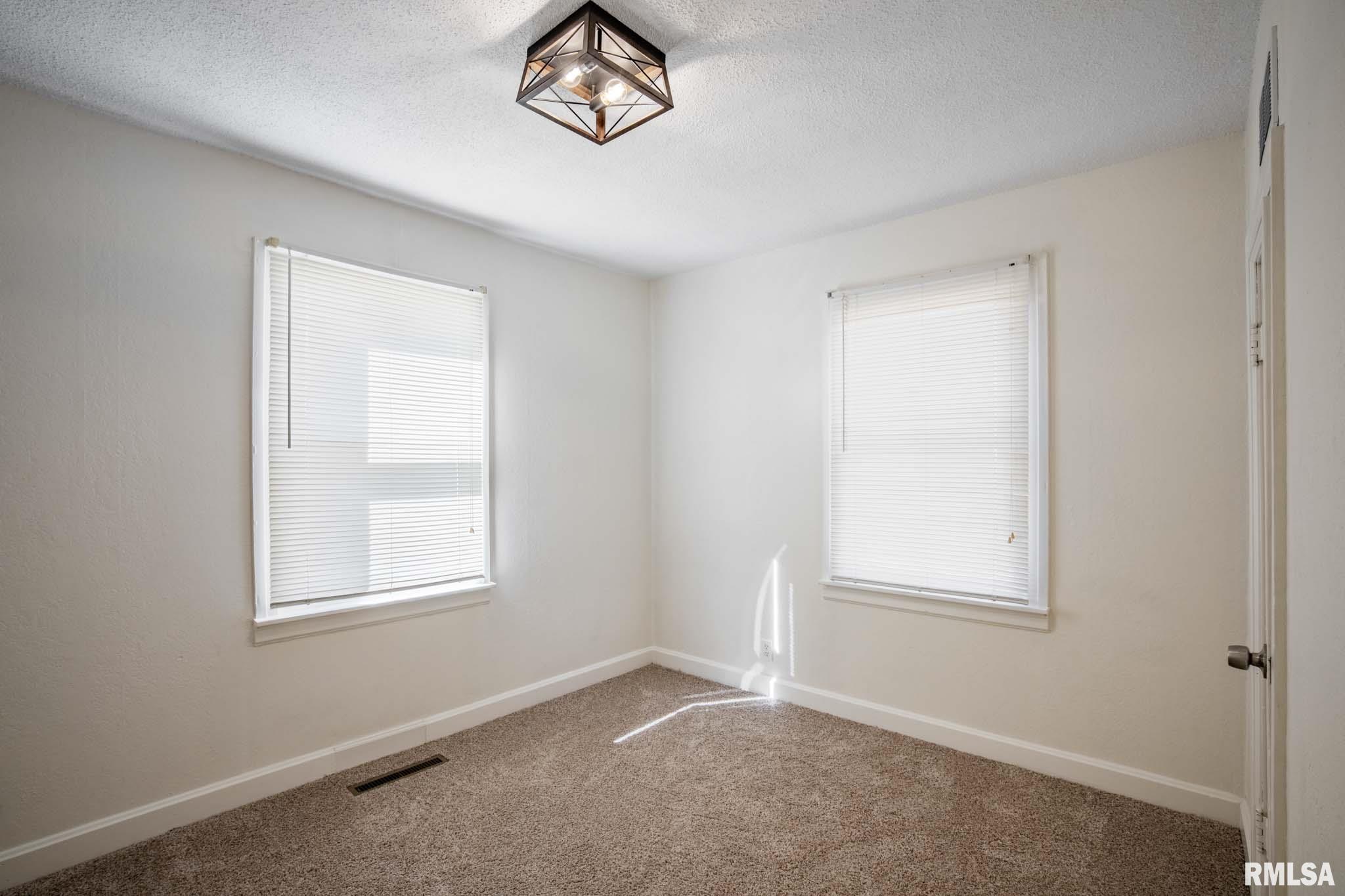 406 Charlotte Road Marion, IL 62959 - Photo 16 of 25