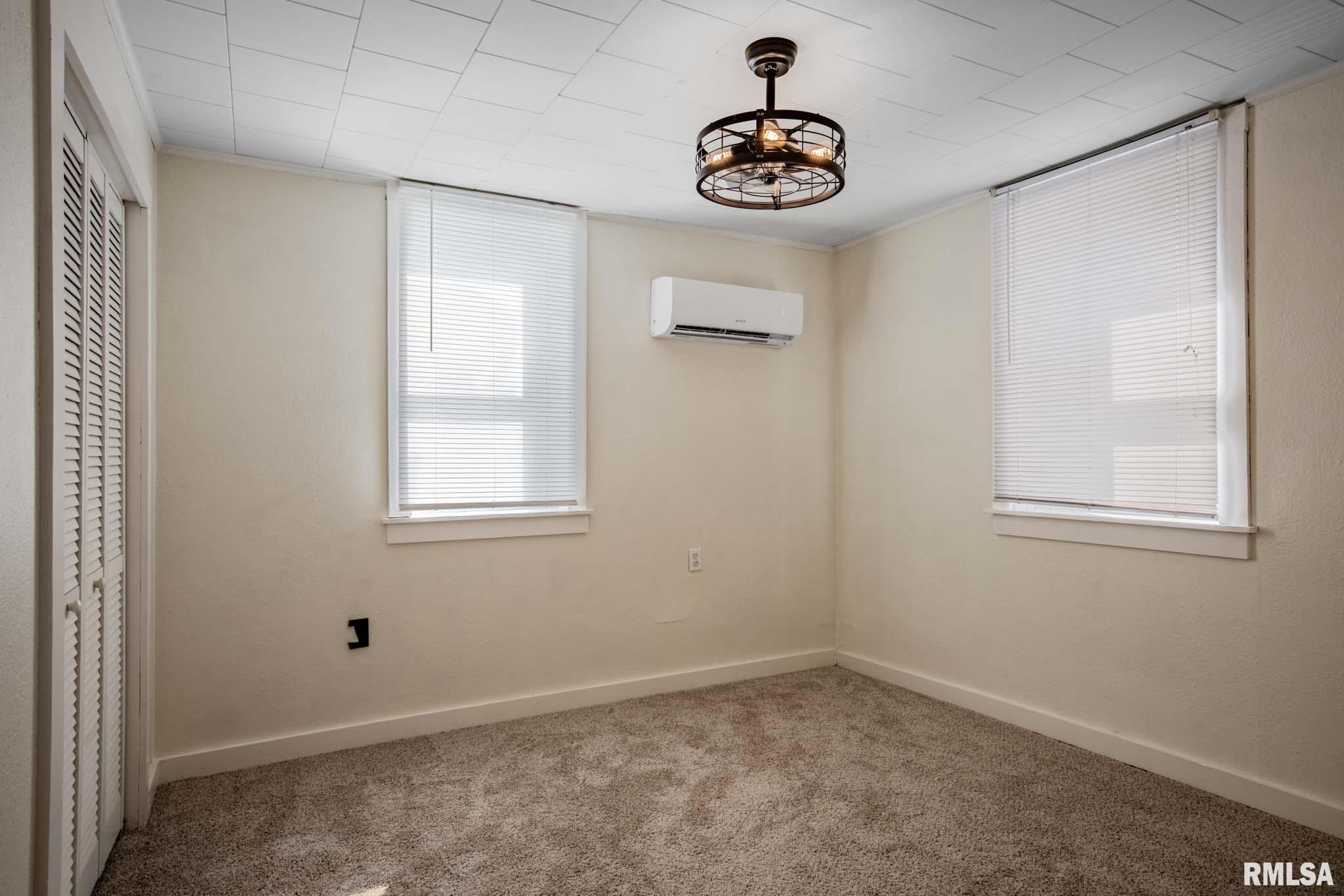 406 Charlotte Road Marion, IL 62959 - Photo 10 of 25