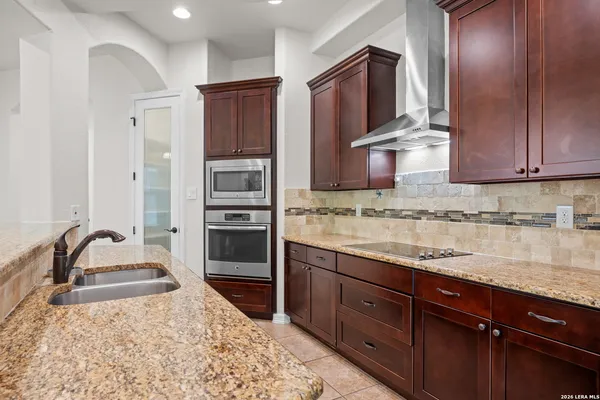 $2,200 | 6131 Lowrie, San Antonio, TX 78239