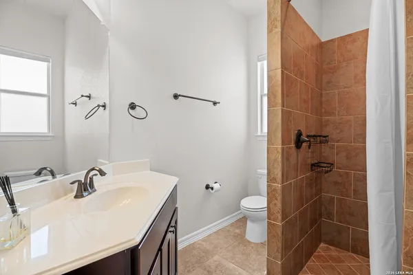$2,200 | 6131 Lowrie, San Antonio, TX 78239