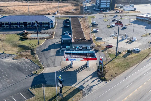 $650,000 | 2417 Highway 46, Dickson, TN 37055