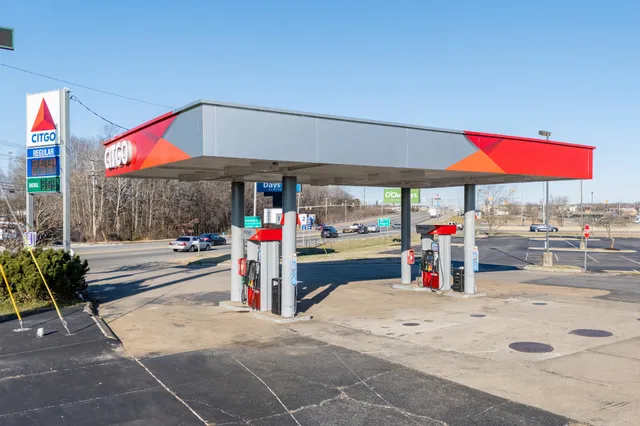 $650,000 | 2417 Highway 46, Dickson, TN 37055