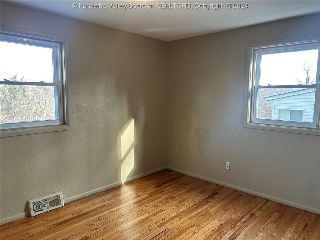 1122 Forest Road Charleston, WV 25314 - Photo 9 of 13 Gallery Image 9