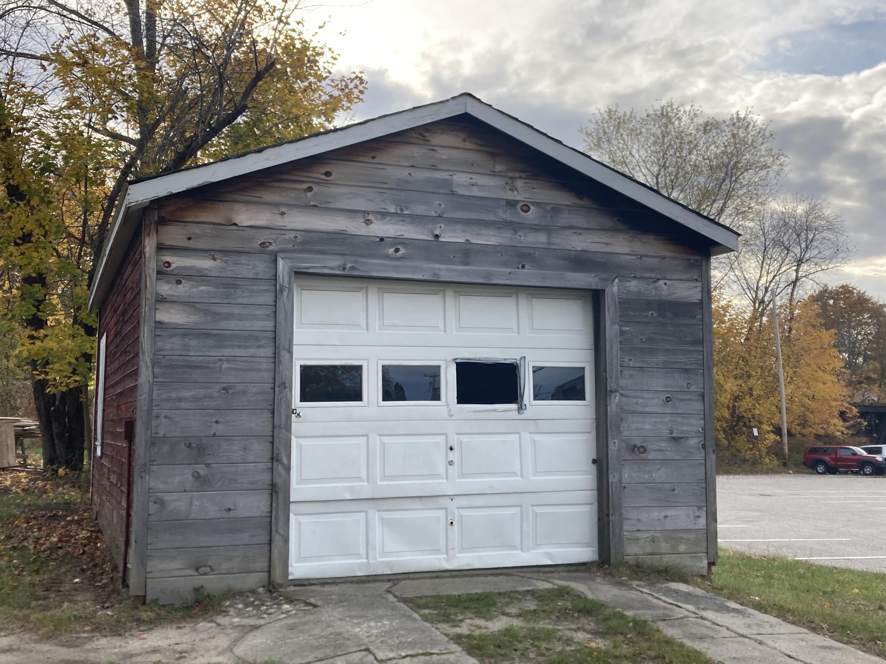 63 Elm Street Mechanic Falls, ME 04256 - Photo 9 of 9 IMG_0856