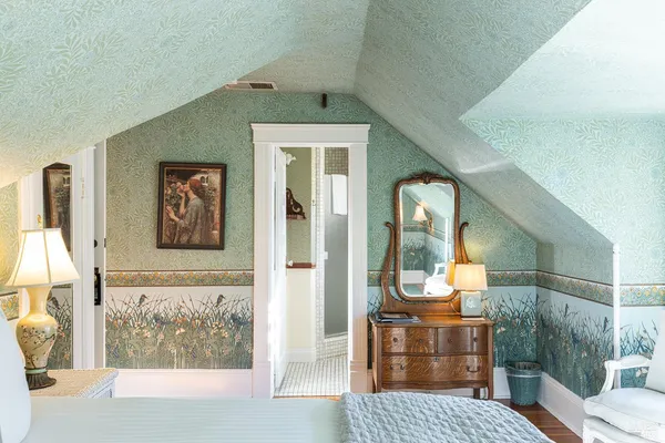 $7,900,000 | 25 West Grant Street, Healdsburg, CA 95448